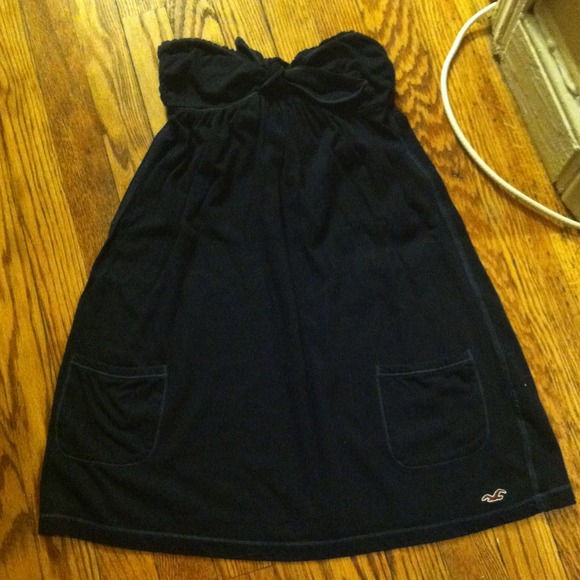 Hollister Dresses & Skirts - Strapless Hollister dress!