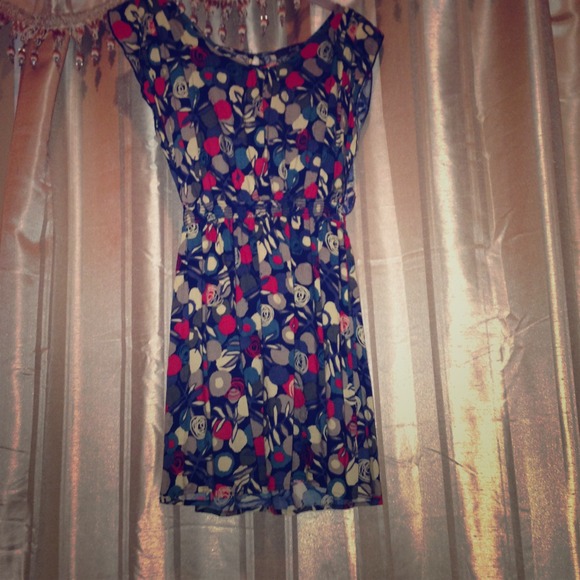 🎀Traded! Neutral tones tunic!