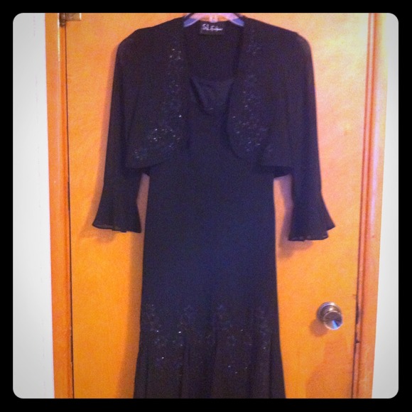 REDUCED Black formal/cocktail dress
