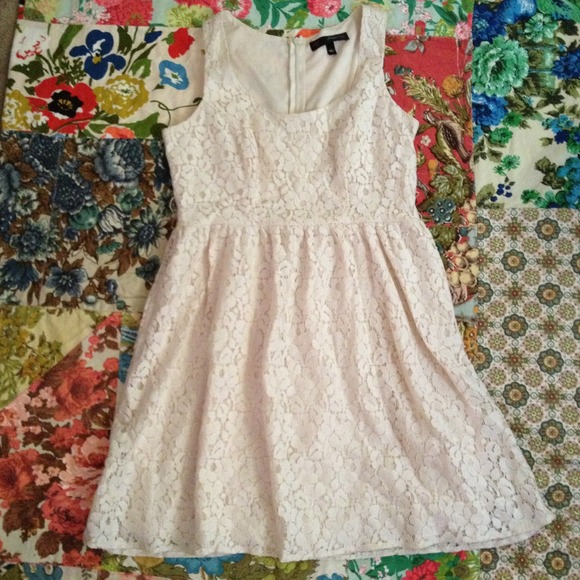 🍀SOLD!🍀sweet cream lace dress