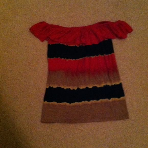 **TRADED**Wet seal top!!!