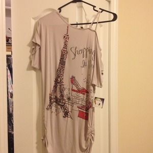 **Bundled***peekaboo shoulder top! Nwt!