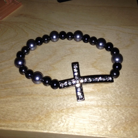 Cross bracelet