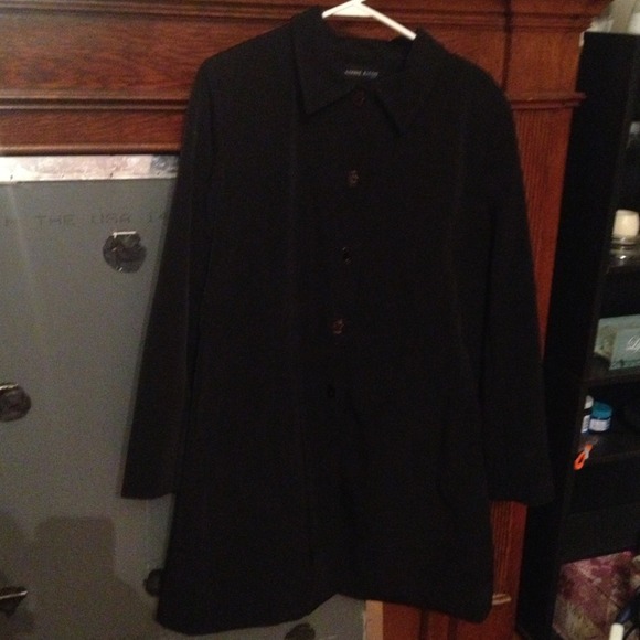 Anne Klein black light weight coat