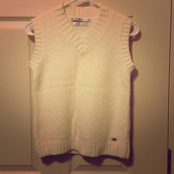 🌸🌸Tommy Hilfiger sweater vest!🌸🌸