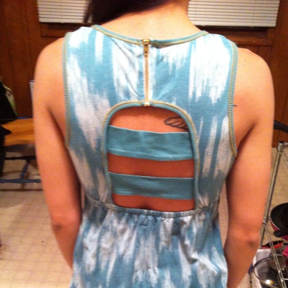 Aztec Long Tunic - Picture 2 of 2