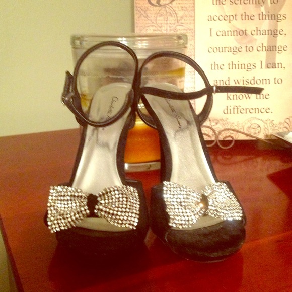Black Charlotte Russe heels!