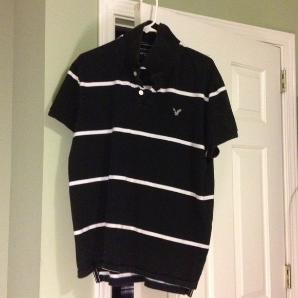 Bundle of American Eagle Shirts.