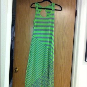 💢HOLD for @williamsbriwn💢New Maxi Dress. 👗NWT