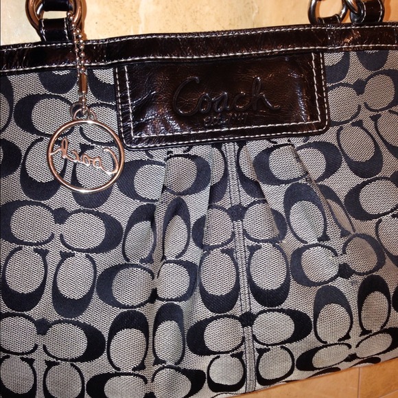 ❌Sold❌Authentic coach handbag, bight for over $250