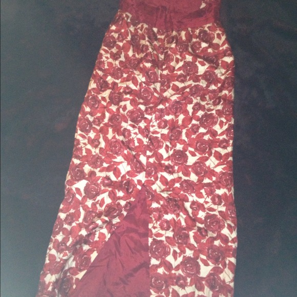 😍F21 Backless Silky Long Floral💋 - Picture 2 of 4