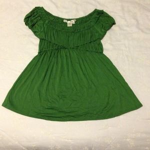 Max Studio Green Ruffled tunic top