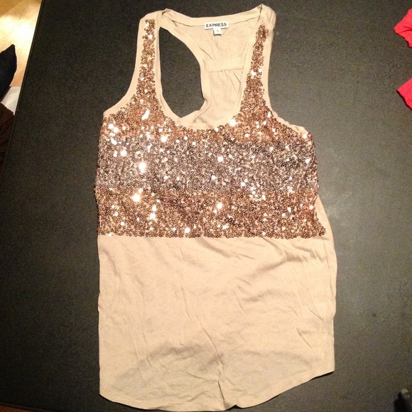 🚫Sold in bundle Racerback sequin tank