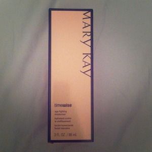 Mary Kay timewise  age fighting moisturizer