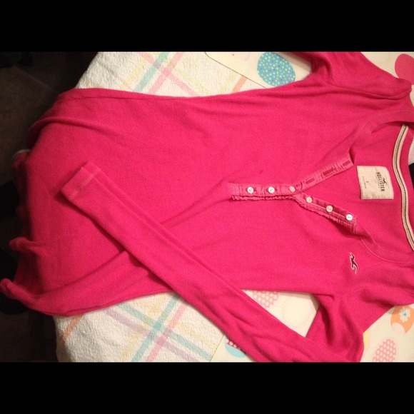 Hollister Henley
