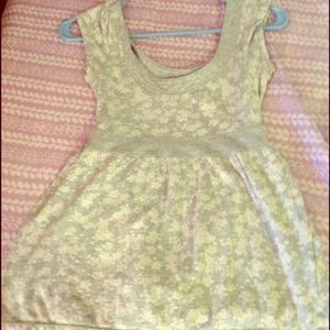 Grey floral flowy tied shirt