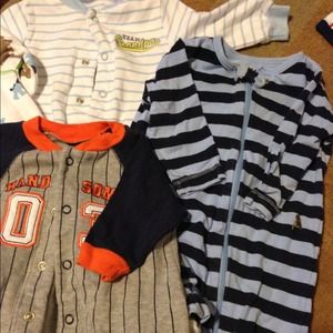 ❌Sold❌Bundle of baby boy clothes