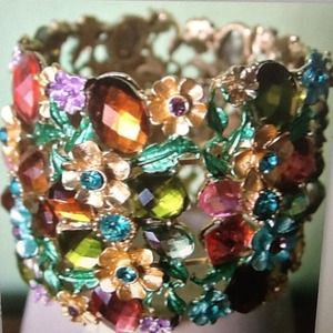 Swarovski  Crystal Rhinestone bracelet bangle