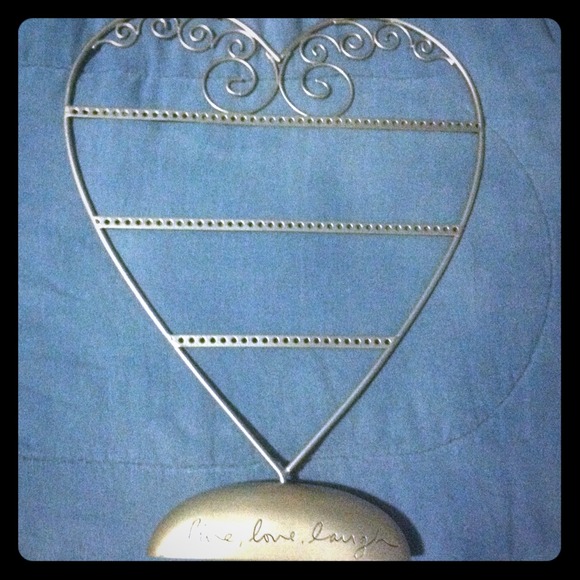 Bundle for @cmnevils