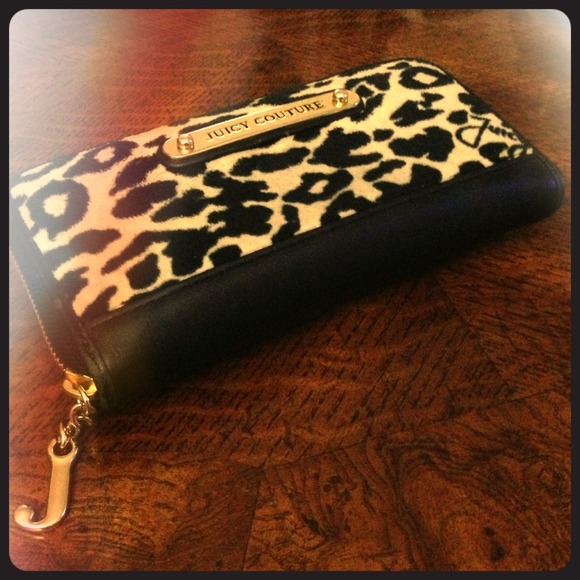 ❌❌❌SOLD❌❌❌ Juicy Couture Wallet