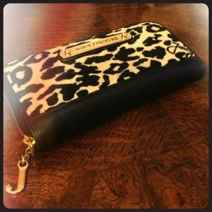 ❌❌❌SOLD❌❌❌ Juicy Couture Wallet