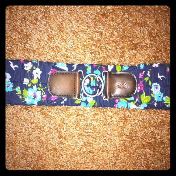 Hollister belt