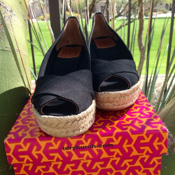 ♦SOLD♦🌞Tory Burch 'Filipa' Espadrilles**Size 6