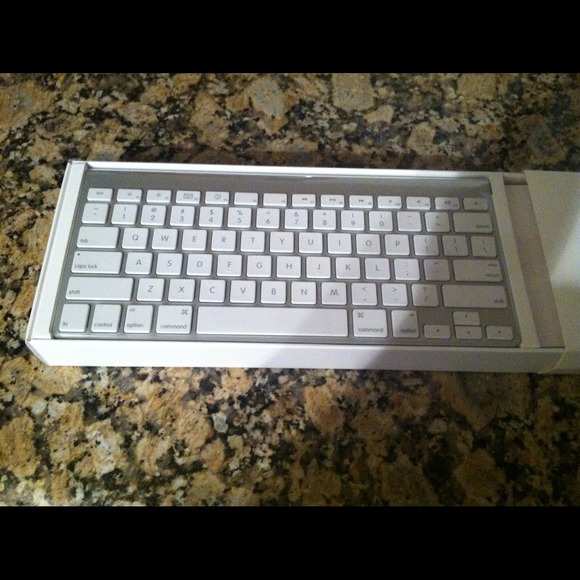 Wireless apple keyboard