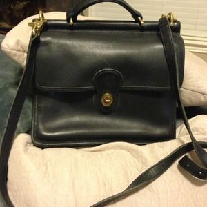 Authentic Coach cross body- Vintage