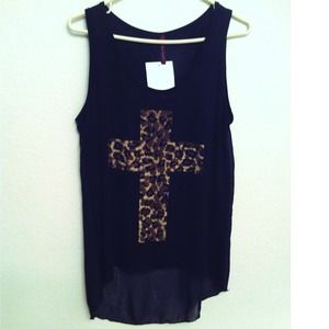 BUNDLE 3shirts:2leggings:1jacket