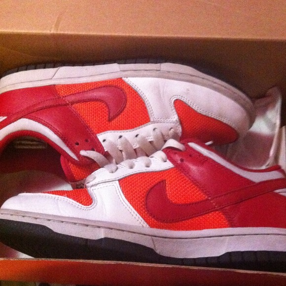 REDUCED Nike | Orange & Red Dunk Lows