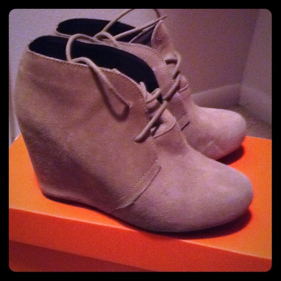 Reserved for fran121 until 03/21/13