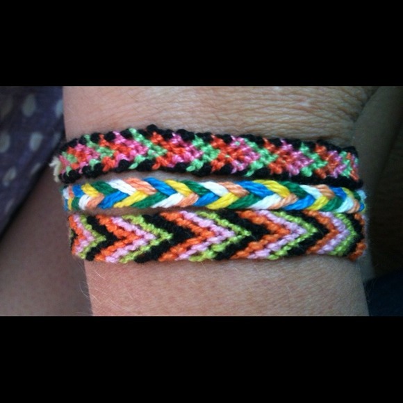 Bracelets - Picture 2 of 4