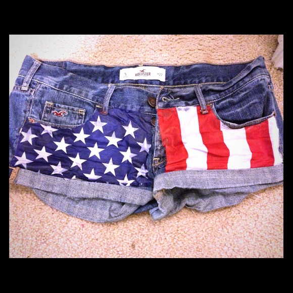 Hollister made Mercia shorts!
