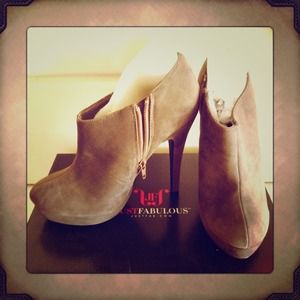 Ankle boots