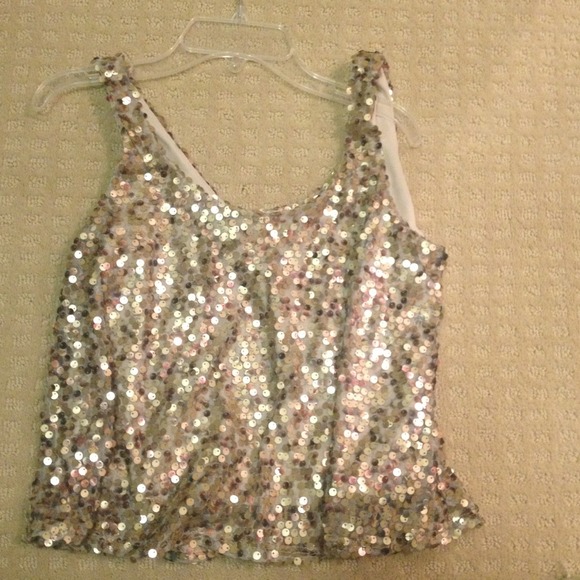Gold sequined top. - Picture 2 of 2