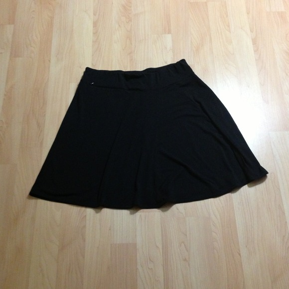 Sold Bundled Marmot Skirt Size L