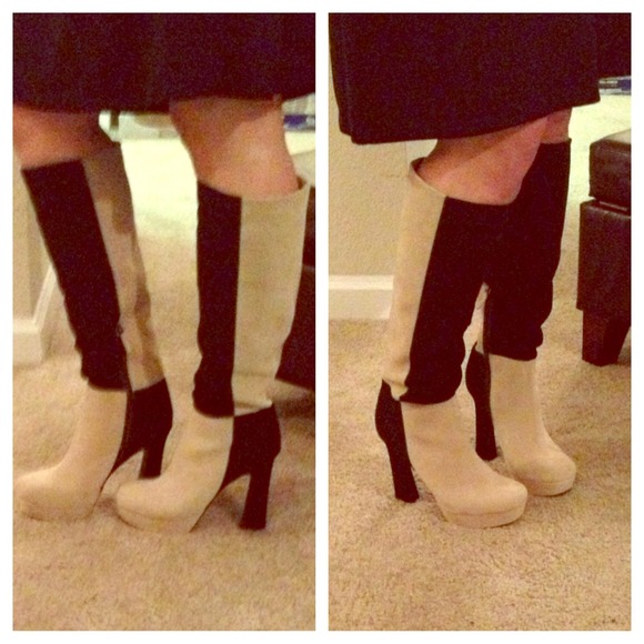 worthington Boots - 💄Comfy tall velvet platform boots!!!💄
