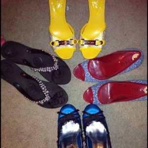 Guess bcbg bcb girls pulse shoes