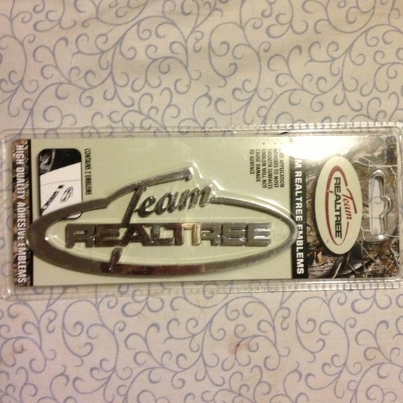 Real tree emblems. 2. Reserved for dazzled17