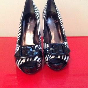 Sassy and full of fun zebra print shoes!