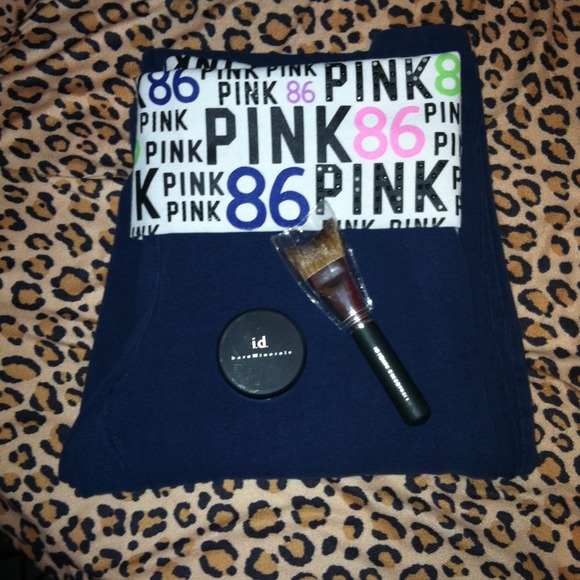 🎀BUNDLE🎀 yoga pants & bare minerals