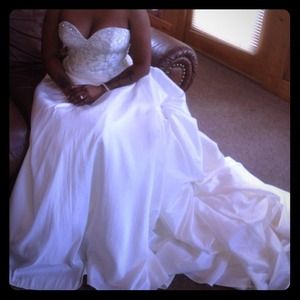 Wedding dress