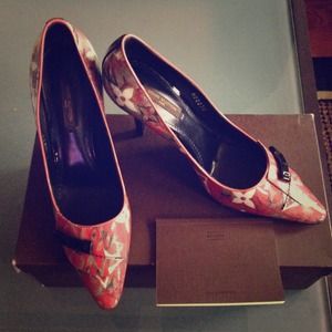 Stylish Louis Vuitton Monogram Pulp Pumps