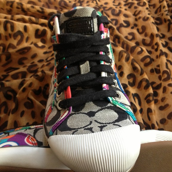 ❌❌❌SOLD❌❌❌Coach Poppy Tennis Shoes - Picture 4 of 4