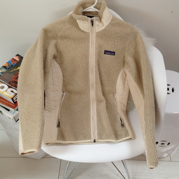 Beige patagonia jacket clearance