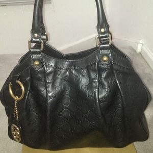 ✋SOLD✋😊 💯% Authentic MED Gucci