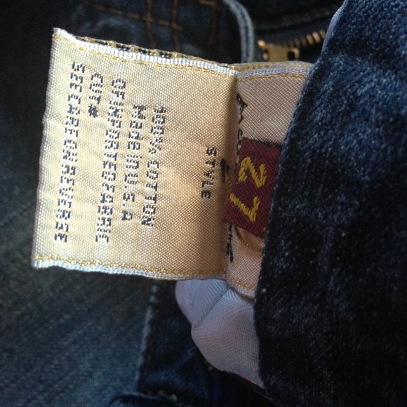 Gorgeous pair of 7 jeans. - Picture 4 of 4