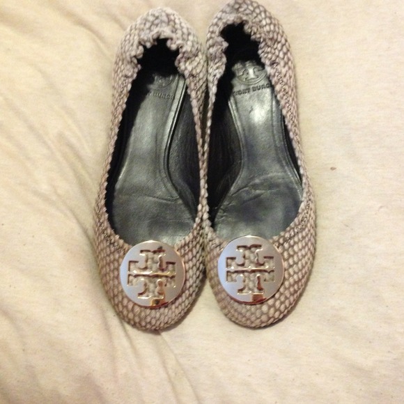 ❌SOLD!❌Authentic Tory Burch Calf Hair Reva