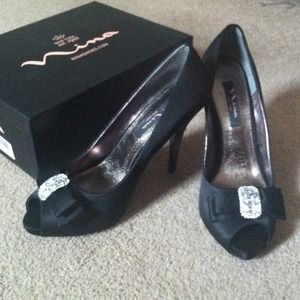 REDUCED Black satin Nina Elke 9.5 Open toe pump
